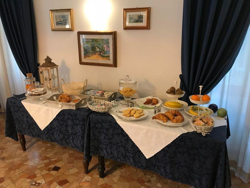 Hotel Ristorante Sensole Sulzano Luaran gambar
